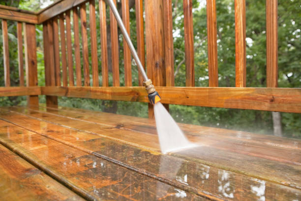 Best Gutter Cleaning and Brightening in Willow Creek, CA